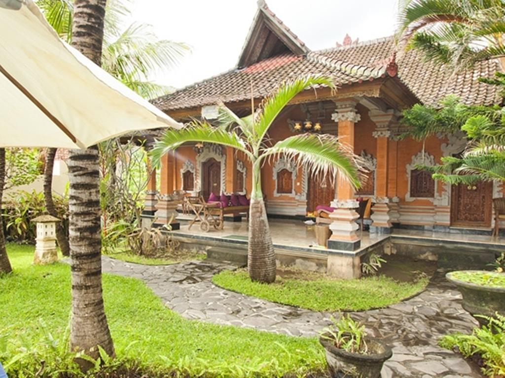 Apa Kabar Villas Амед Экстерьер фото